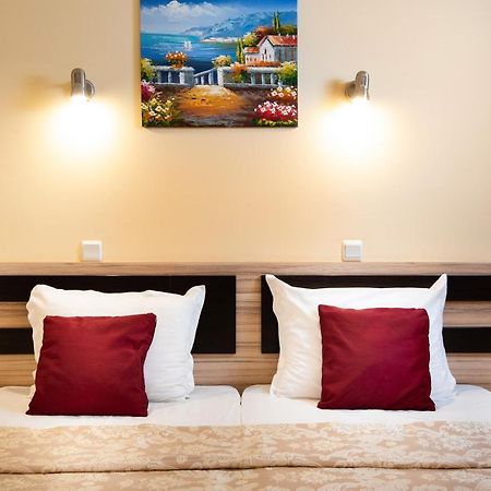 Hotel St Valentine All Inclusive Pantai Sunny Bagian luar foto