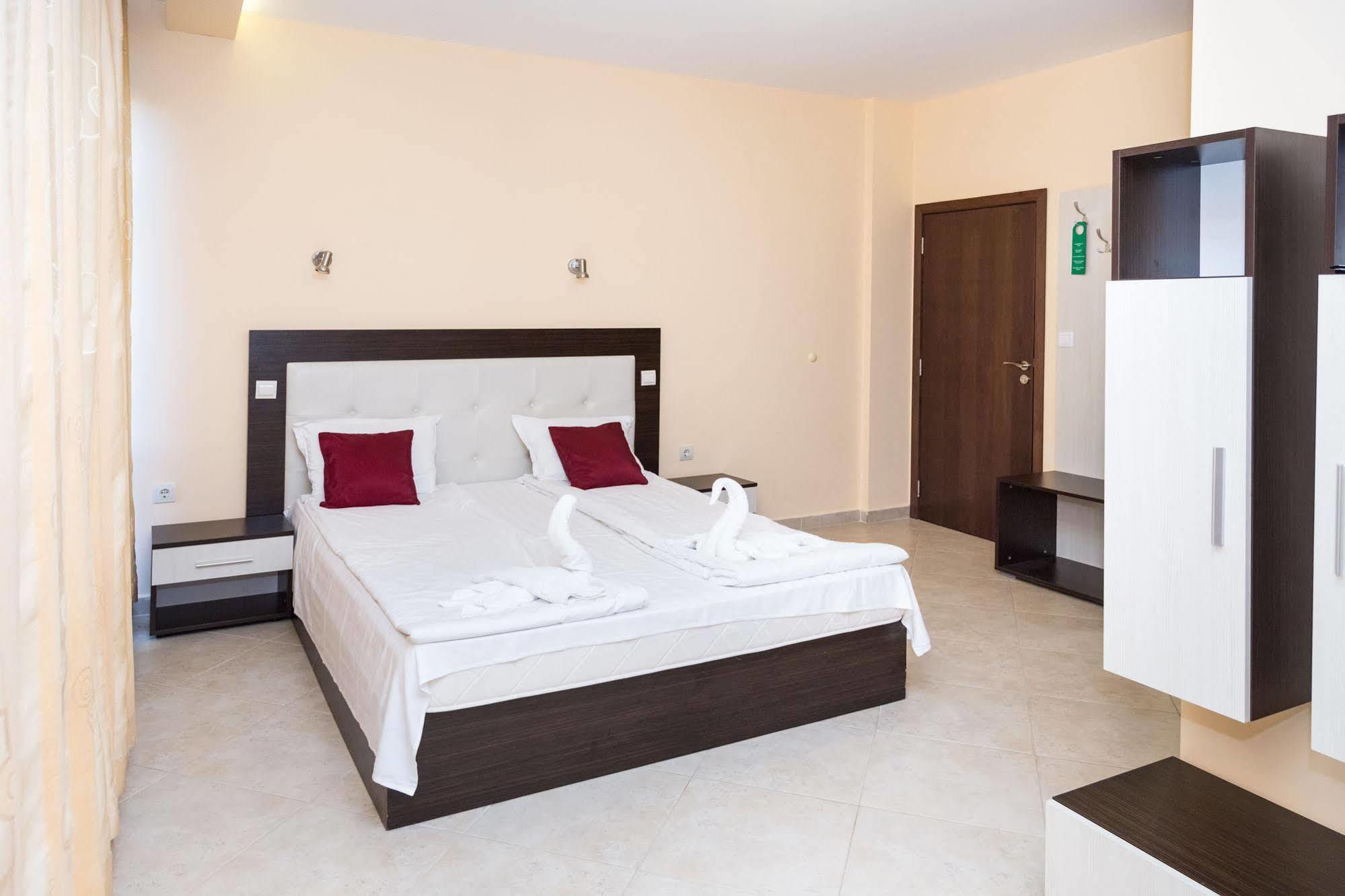Hotel St Valentine All Inclusive Pantai Sunny Bagian luar foto